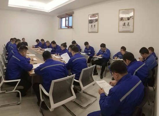 重山思沃瑞組織工作報(bào)告學(xué)習(xí)會(huì)議70