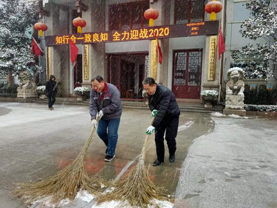 大修進(jìn)行時(shí)，這里有一群可愛的重山人......41
