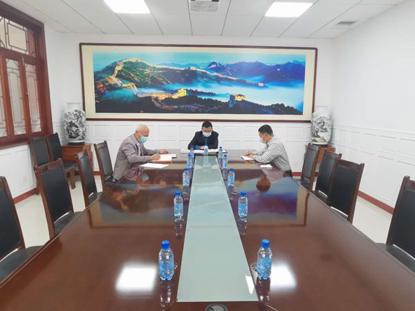 集團(tuán)機(jī)關(guān)支部、重山光電支部召開(kāi)支委會(huì) 25